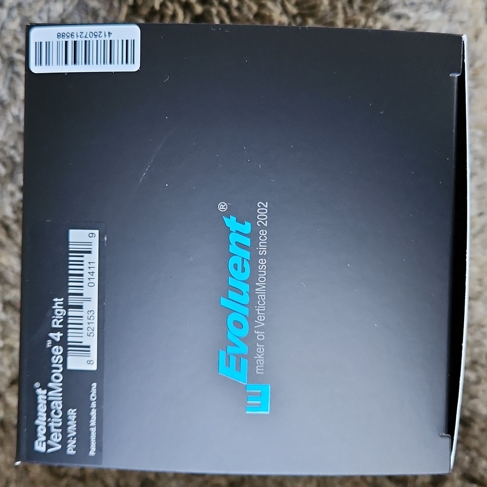NWT Brand New Evoluent Vertical Mouse 4 Right
